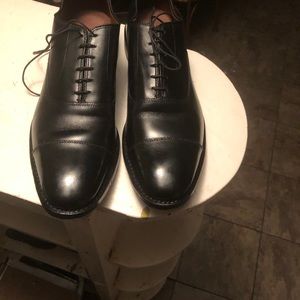 Allen Edmonds men’s dress shoe
